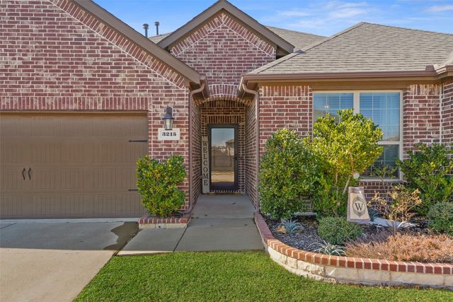 3215 Larkin Lane, Forney, TX 75126