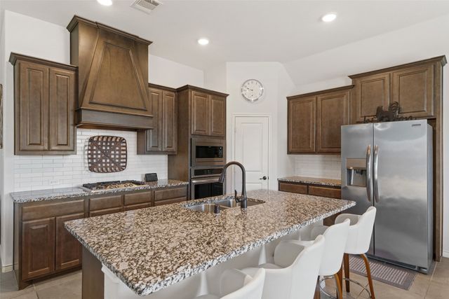 3215 Larkin Lane, Forney, TX 75126