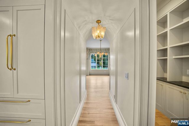 331 Martom Road, Wyckoff, NJ 07481