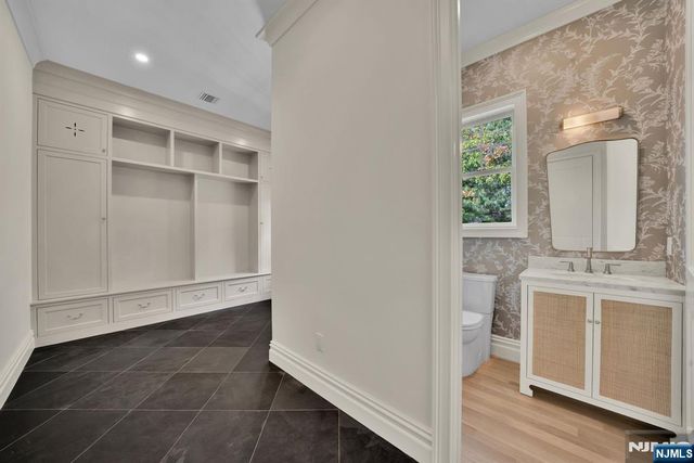 331 Martom Road, Wyckoff, NJ 07481