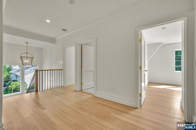 331 Martom Road, Wyckoff, NJ 07481