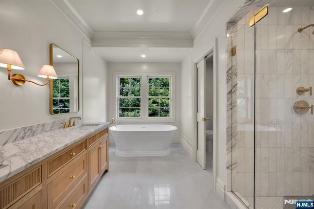 331 Martom Road, Wyckoff, NJ 07481