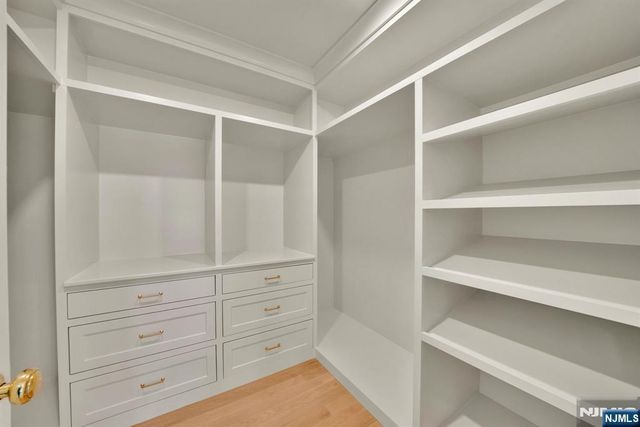 331 Martom Road, Wyckoff, NJ 07481