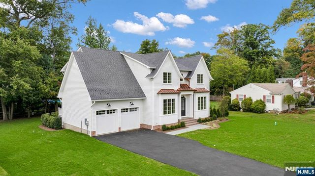 331 Martom Road, Wyckoff, NJ 07481