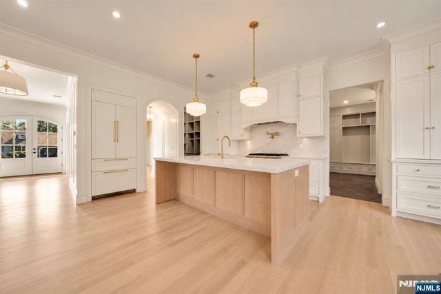 331 Martom Road, Wyckoff, NJ 07481