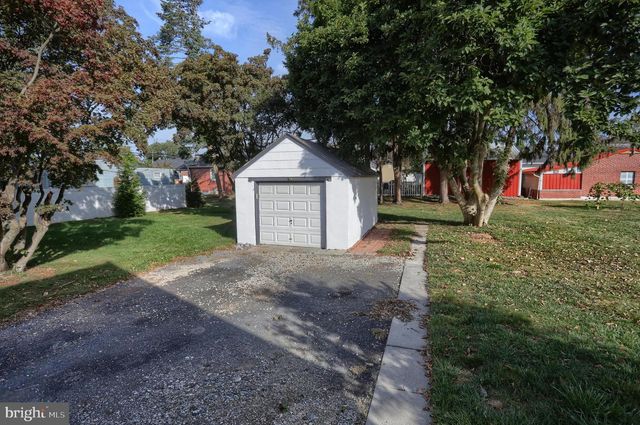 811 E LEHMAN ST, Lebanon, PA 17046