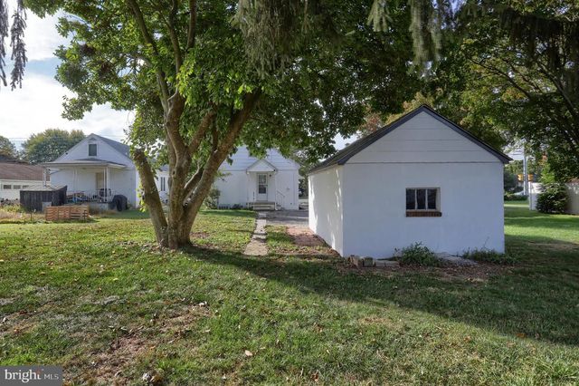 811 E LEHMAN ST, Lebanon, PA 17046