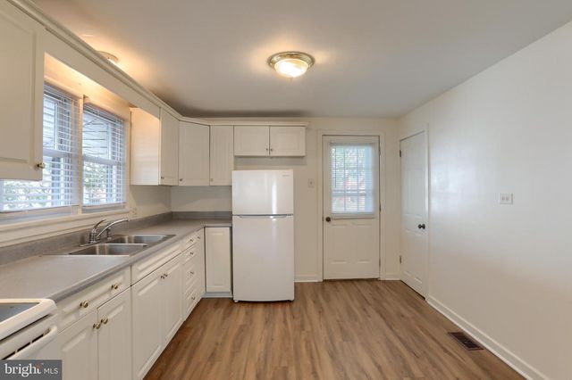 811 E LEHMAN ST, Lebanon, PA 17046