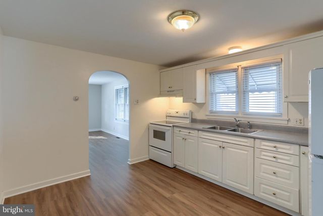 811 E LEHMAN ST, Lebanon, PA 17046