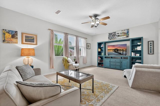 76 UNIVERSAL TRAIL, Palm Coast, FL 32164
