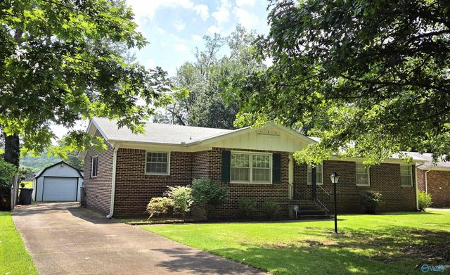 308 Plymouth Road, Huntsville, AL 35811