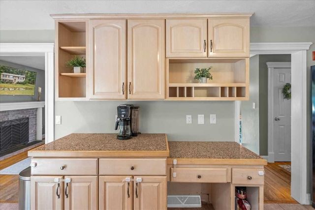 120 Ivy Lane, Northbridge, MA 01588