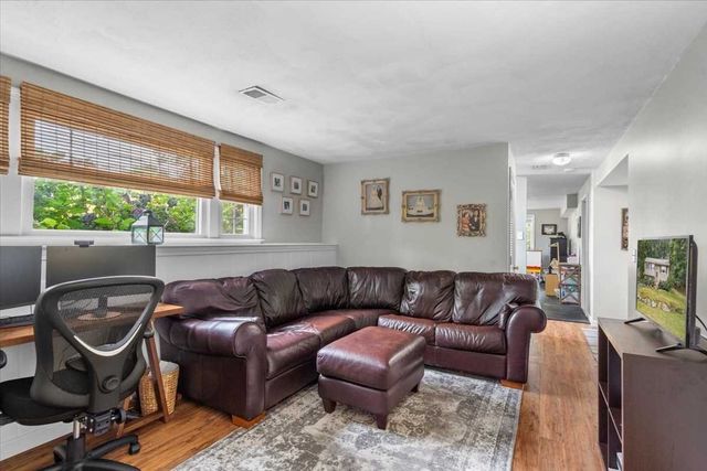 120 Ivy Lane, Northbridge, MA 01588
