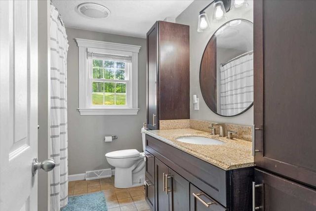 120 Ivy Lane, Northbridge, MA 01588