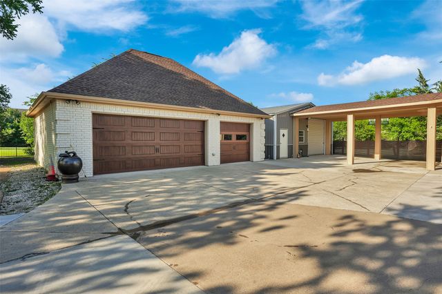 1690 Lynn Lane, Lucas, TX 75002