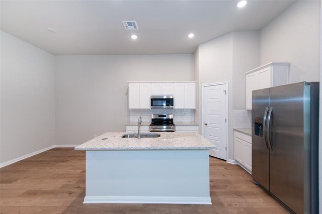 403 Cross Barn BLVD B, Buda, TX 78610