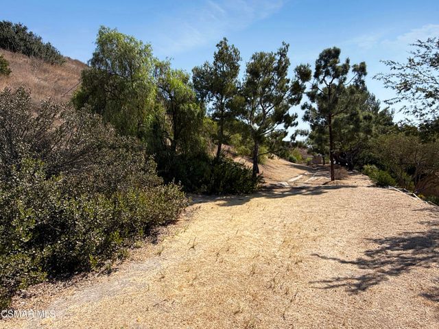 2161 Stoneman Street, Simi Valley, CA 93065