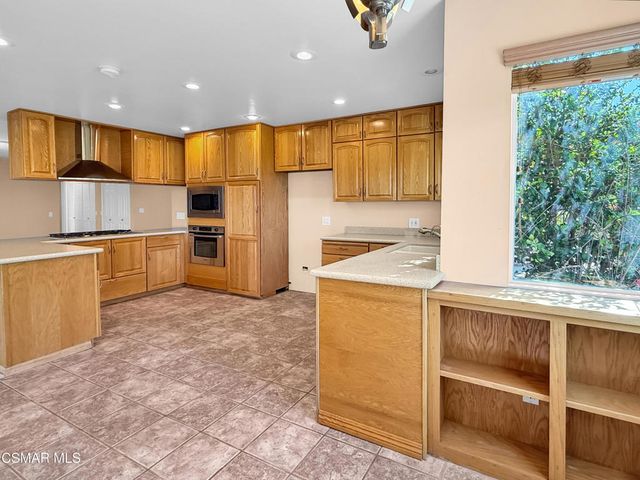 2161 Stoneman Street, Simi Valley, CA 93065