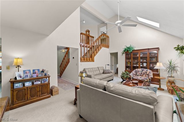 5800 Ridgeview Lane, Willoughby, OH 44094