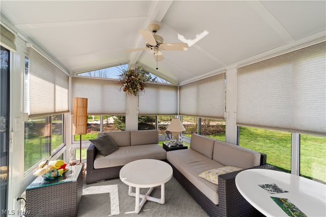 5800 Ridgeview Lane, Willoughby, OH 44094