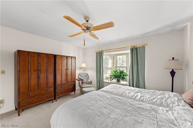 5800 Ridgeview Lane, Willoughby, OH 44094