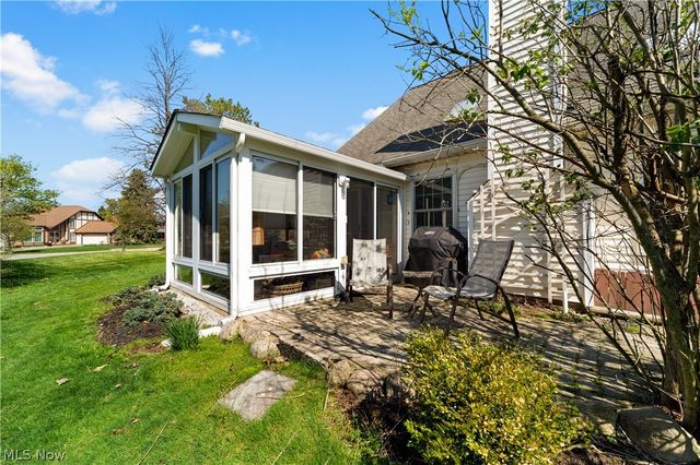 5800 Ridgeview Lane, Willoughby, OH 44094