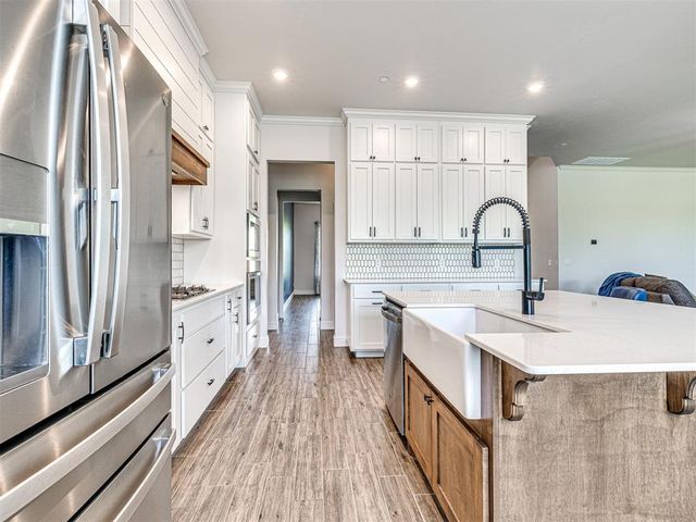 5017 Asheville Way, Choctaw, OK 73020