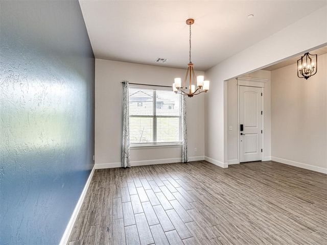 5017 Asheville Way, Choctaw, OK 73020