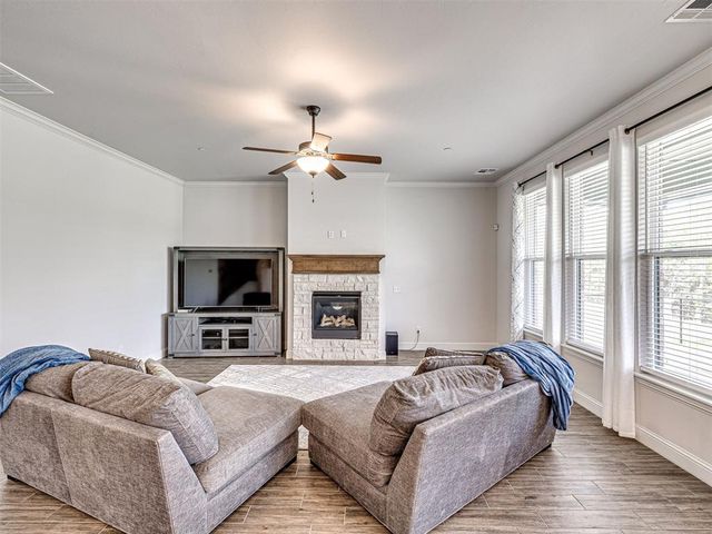 5017 Asheville Way, Choctaw, OK 73020