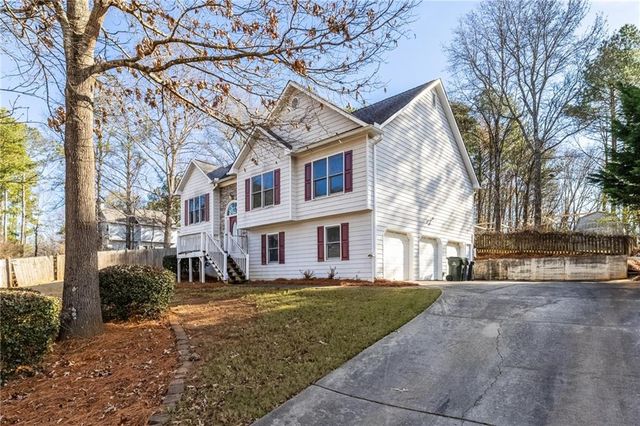 805 Springharbor Court, Woodstock, GA 30188