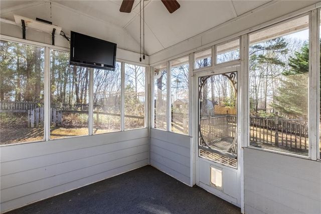 805 Springharbor Court, Woodstock, GA 30188