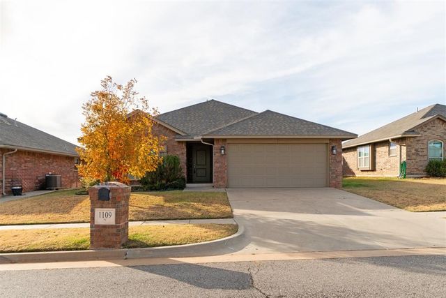 1109 Chestnut Creek Drive, Yukon, OK 73099