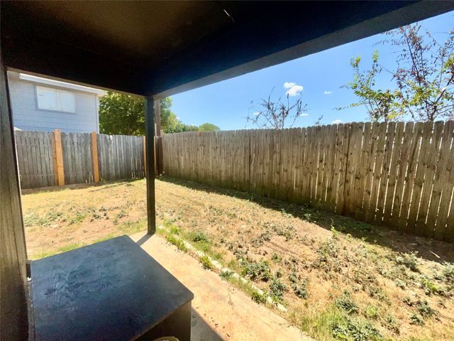 112 Brookside Drive, Duncanville, TX 75137