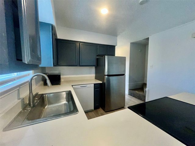 112 Brookside Drive, Duncanville, TX 75137