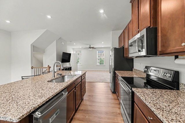 6626 Pathfinder Way, Raleigh, NC 27616