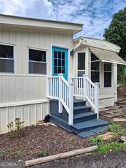 4 FLEETWOOD Road 502, Cleveland, GA 30528