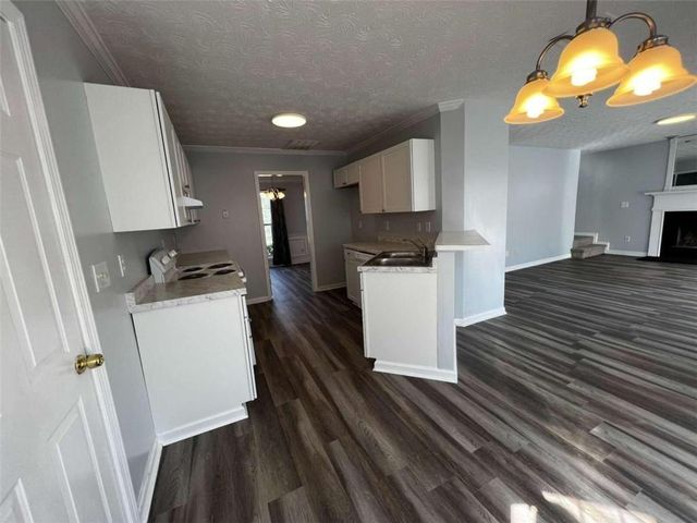 500 Kings Place, Riverdale, GA 30296