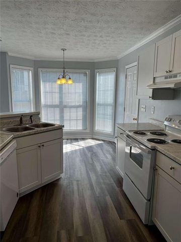 500 Kings Place, Riverdale, GA 30296
