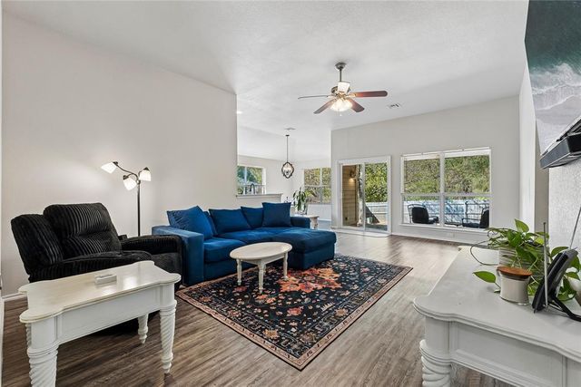 713 Cavecreek Street, Norman, OK 73071