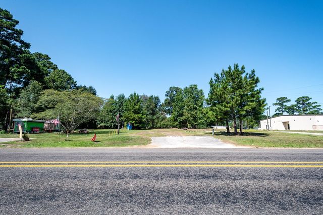 280 State Highway 150, Coldspring, TX 77331