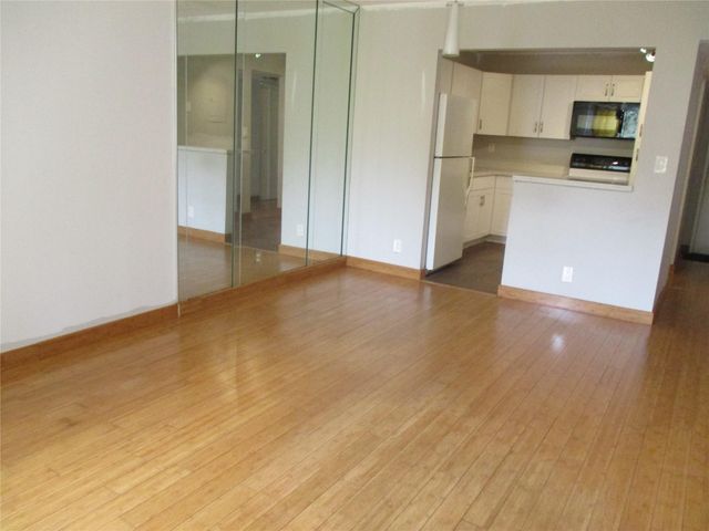 2731 TAFT Street 201, Hollywood, FL 33020