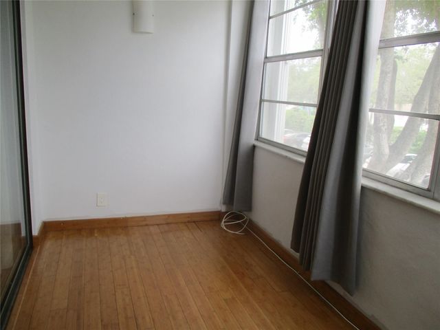 2731 TAFT Street 201, Hollywood, FL 33020