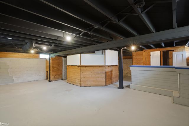 595 1st Street, Oxford, MI 48371