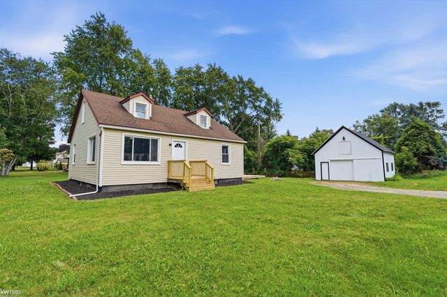 595 1st Street, Oxford, MI 48371