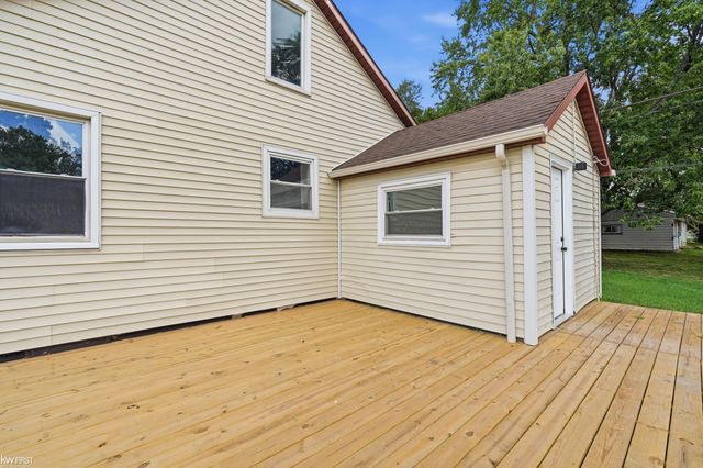 595 1st Street, Oxford, MI 48371