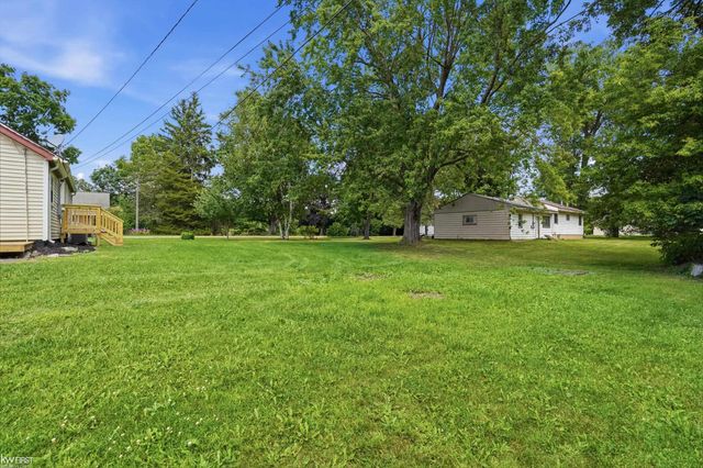 595 1st Street, Oxford, MI 48371