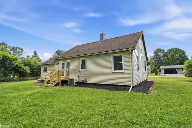 595 1st Street, Oxford, MI 48371
