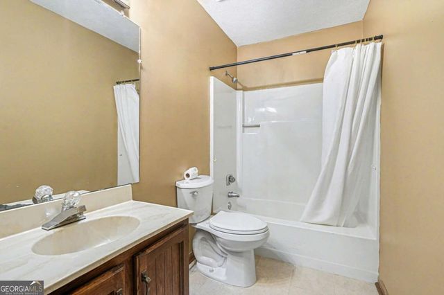 4105 Cumberland Drive, Snellville, GA 30039