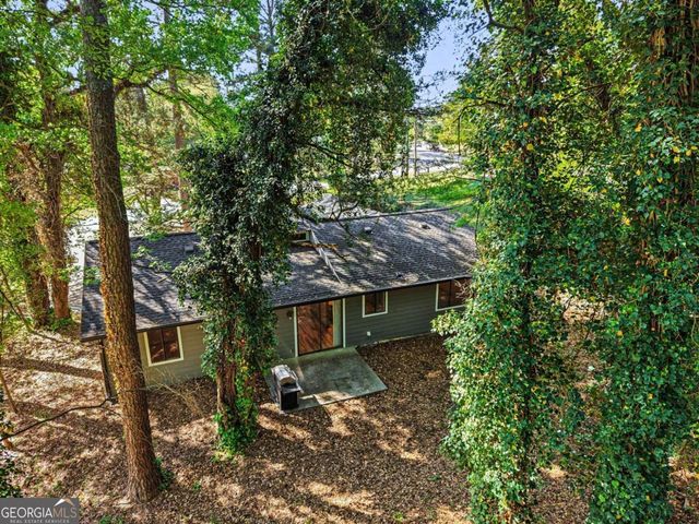 4105 Cumberland Drive, Snellville, GA 30039