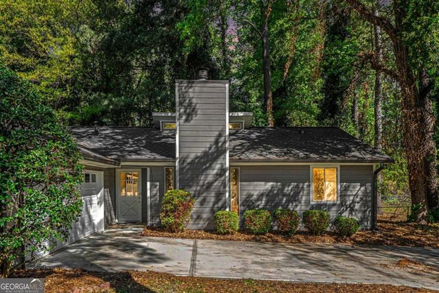 4105 Cumberland Drive, Snellville, GA 30039